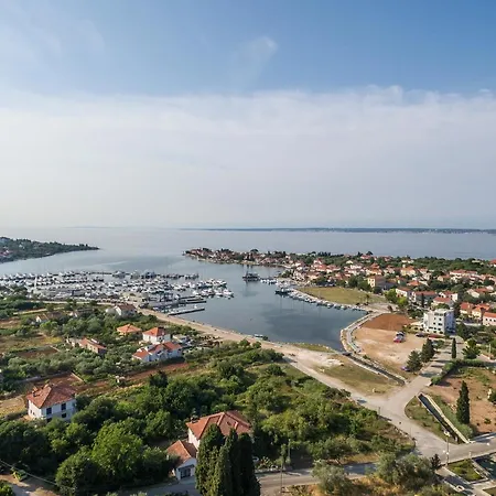 Seaside House Sutomiscica, Ugljan - 15965 Prázdninový dům Preko