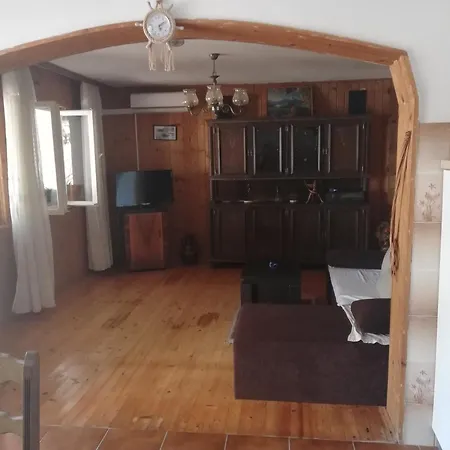 Seaside House Sutomiscica, Ugljan - 15965 Semesterbostad *
